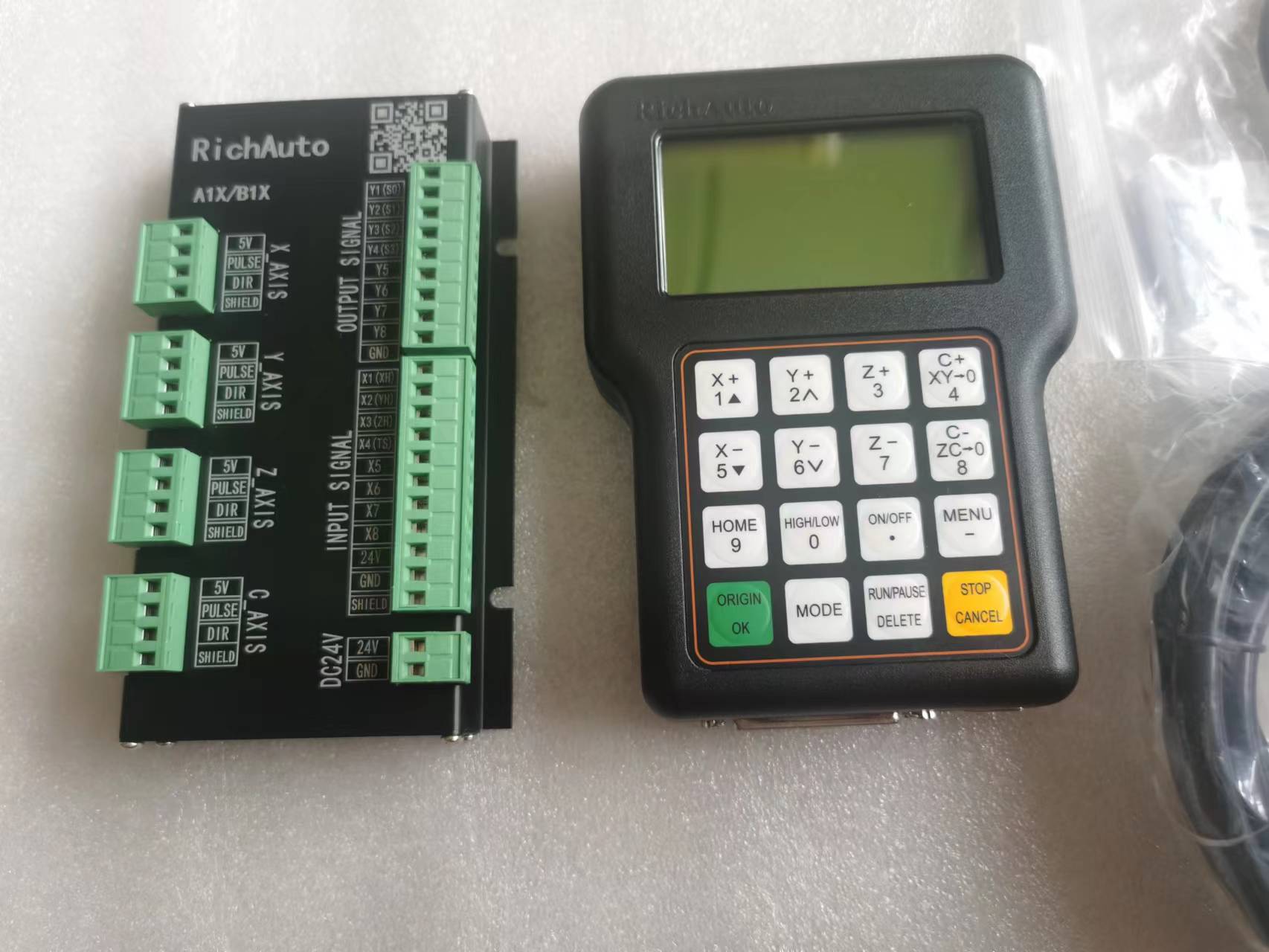 Routeur CNC Rich Auto A11 DSP  - Richauto A11 Dsp Controller 3 Axis avis et prix